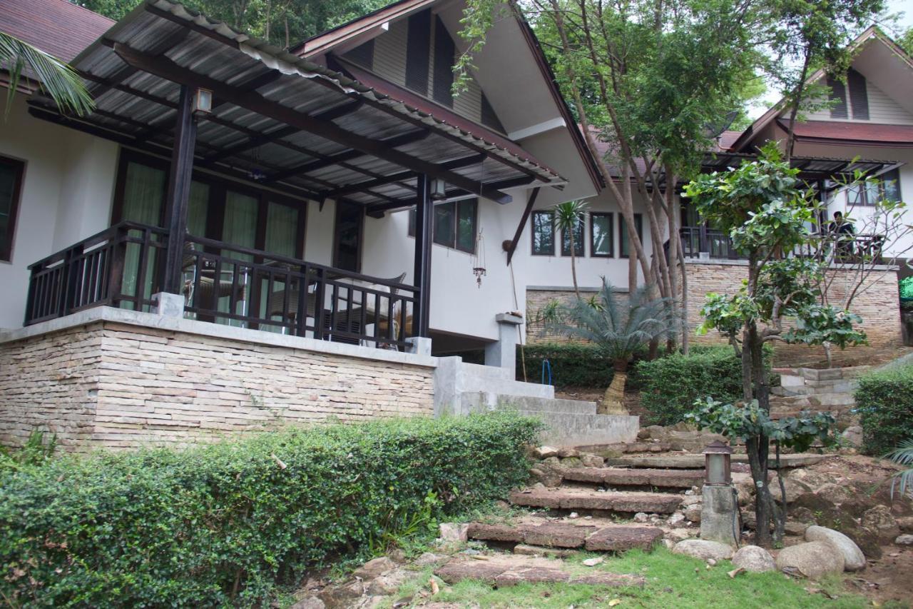 บ้านธานี Choeng Mon Exterior photo