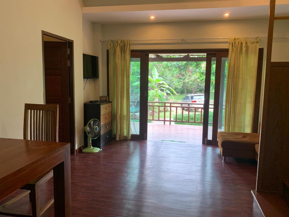 บ้านธานี Choeng Mon Exterior photo
